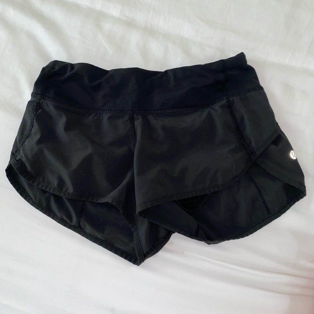 Lululemon black speed up shorts